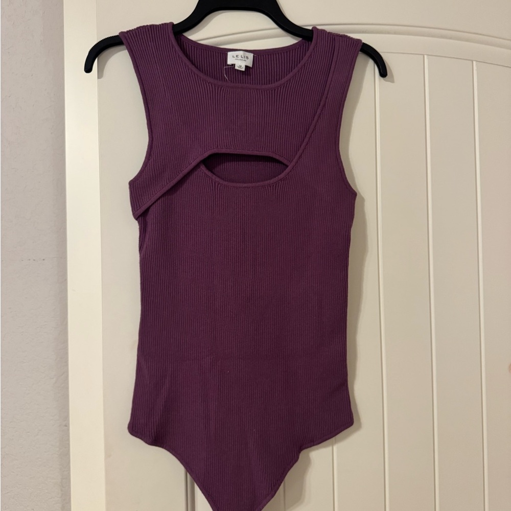Le Lis Mauve Ribbed Bodysuit with Cutout